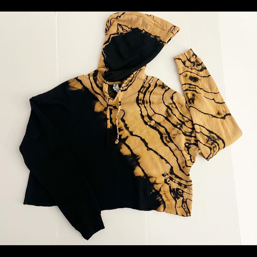 Custom Black Reverse Dyed Cropped Cotton Blend Hoodie Sweatshirt Medium